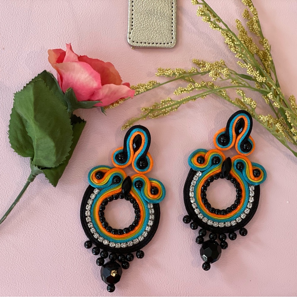 Beautiful hand made  black-orange earings
